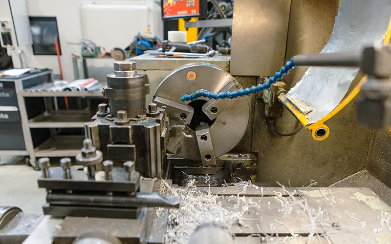 tornitura-meccanica-di-precisione-conto-terzi